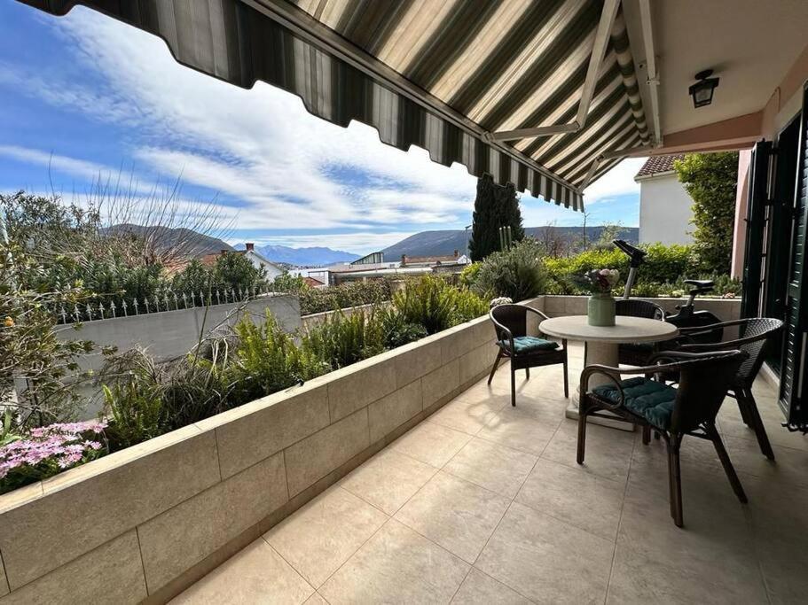 Villa Monteview Duplex Herceg Novi Exterior foto